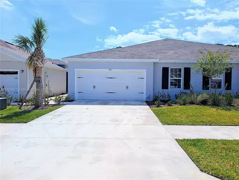 285 Raspberry Rd, Fort Pierce, FL 34981