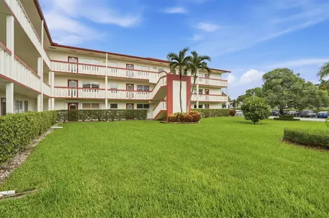 Exterior - 209 Brighton E, Boca Raton, FL 33434 photo 6 of 11
