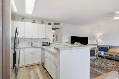 Kitchen - 209 Brighton E, Boca Raton, FL 33434 photo 1 of 5