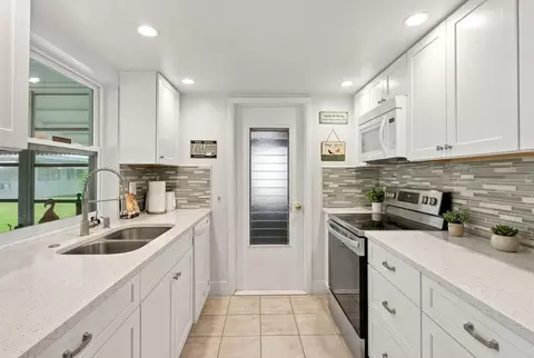 1100 Siesta Ave, Boynton Beach, FL 33426
