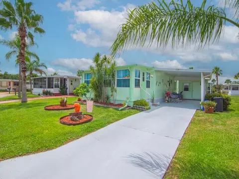 9 Kassaba Ln, Port Saint Lucie, FL 34952