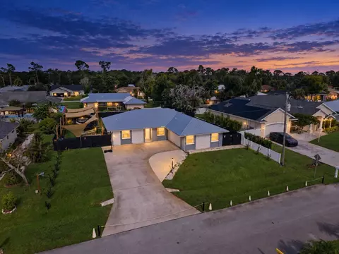 5111 Eagle Dr, Fort Pierce, FL 34951