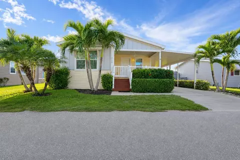 6119 N Ficus Ln, Atlantis, FL 33462