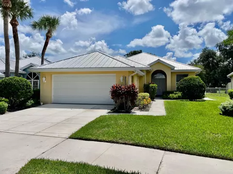 2571 SW Greenwich Way, Palm City, FL 34990