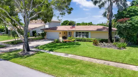 119 Cruiser Rd S, North Palm Beach, FL 33408