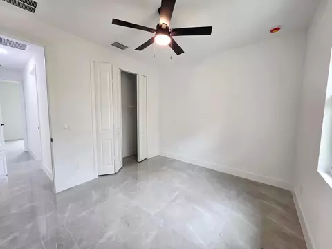 Bedroom - 702 NW 39th Cir, Okeechobee, FL 34972 photo 5 of 6