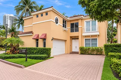 3728 NE 208th Ter, Aventura, FL 33180
