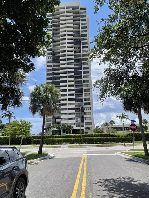 5600 N Flagler Dr #2803, West Palm Beach, FL 33407