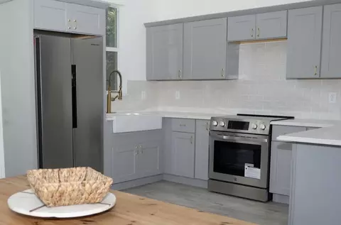 Kitchen - 12951 NE 26th Ave, Okeechobee, FL 34972 photo 1 of 1