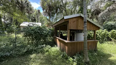 Exterior - 6964 E Center St, Okeechobee, FL 34974 photo 3 of 4