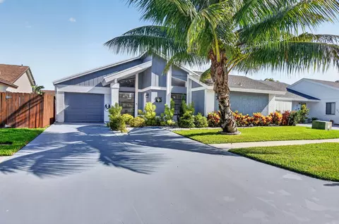 11475 Clear Creek Pl, Boca Raton, FL 33428