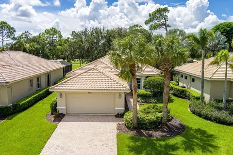 9535 Avenel Ln, Port Saint Lucie, FL 34986