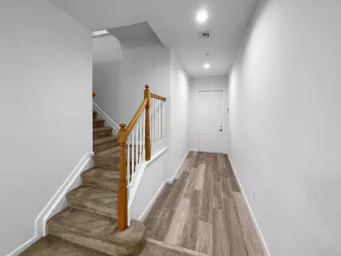 Entry Way - 423 SW Walking Path, Stuart, FL 34997 photo 1 of 3