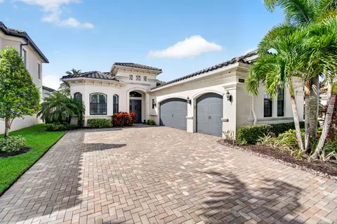 9788 Bozzano Dr, Delray Beach, FL 33446