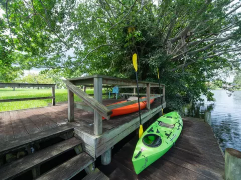 446 Santa Fe Rd, West Palm Beach, FL 33406
