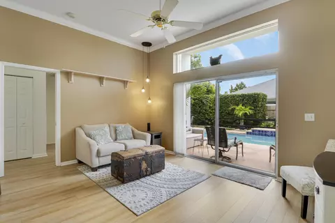 Other - 6275 Lucerne St, Jupiter, FL 33458 photo 2 of 9