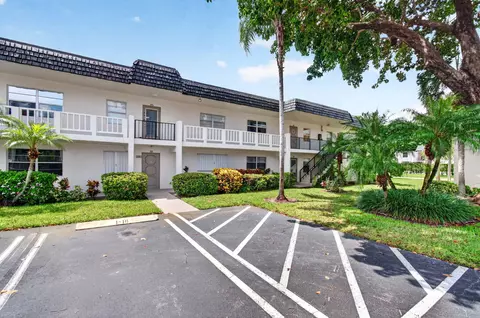 1 Abbey Ln #108, Delray Beach, FL 33446