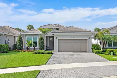 9901 Regency Way, Palm Beach Gardens, FL 33412