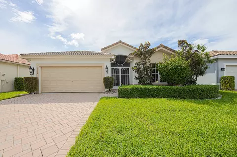 10394 Utopia Cir E, Boynton Beach, FL 33437