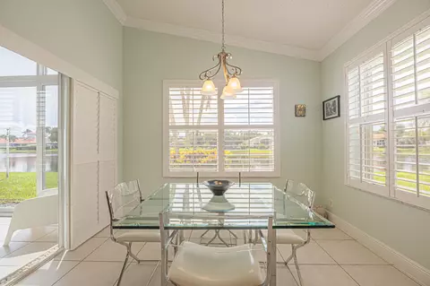 Dining - 10394 Utopia Cir E, Boynton Beach, FL 33437 photo 4 of 5