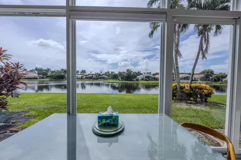 Dining - 10394 Utopia Cir E, Boynton Beach, FL 33437 photo 5 of 5