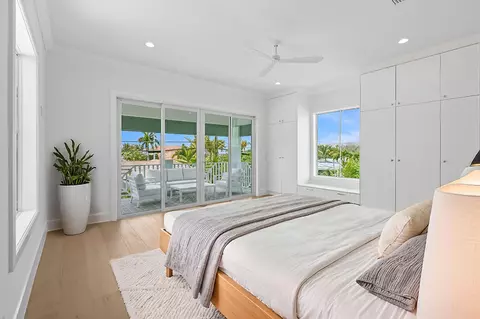Bedroom - 91 Golfview Dr, Jupiter, FL 33469 photo 6 of 9
