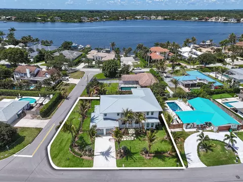 View/Area - 91 Golfview Dr, Jupiter, FL 33469 photo 3 of 6