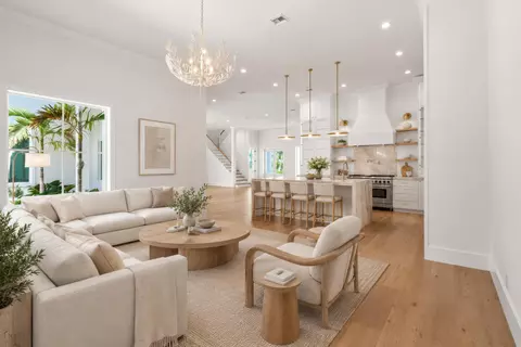 Living - 91 Golfview Dr, Jupiter, FL 33469 photo 5 of 8