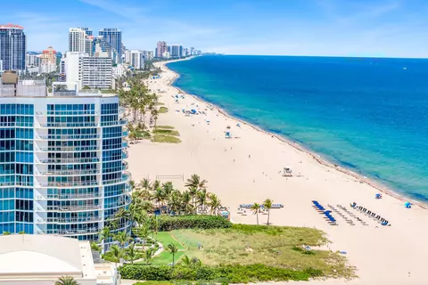 1200 Holiday Dr #902, Fort Lauderdale, FL 33316
