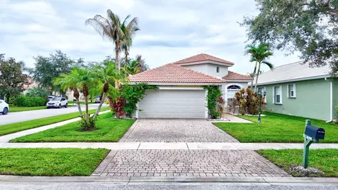 Exterior - 7085 SE Cricket Ct, Stuart, FL 34997 photo 3 of 17