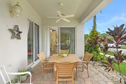 Exterior - 7085 SE Cricket Ct, Stuart, FL 34997 photo 5 of 17