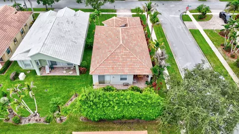 View/Area - 7085 SE Cricket Ct, Stuart, FL 34997 photo 2 of 15