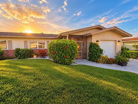 6317 Overland Dr, Delray Beach, FL 33484