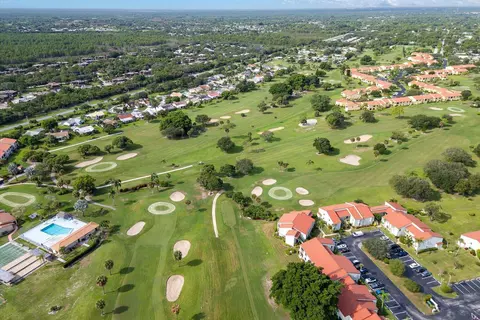 View/Area - 5413 SE Miles Grant Rd, Stuart, FL 34997 photo 5 of 10