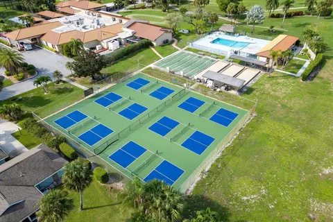 View/Area - 5413 SE Miles Grant Rd, Stuart, FL 34997 photo 8 of 10
