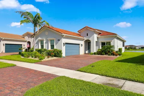 11989 SW Vano Way, Port Saint Lucie, FL 34987