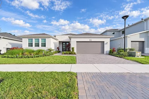 14252 SW Murney Way, Port Saint Lucie, FL 34987