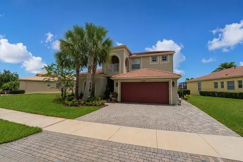 11427 SW Kingslake Cir, Port Saint Lucie, FL 34987