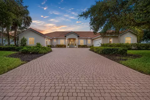 1422 SW Osprey Cv, Port Saint Lucie, FL 34986