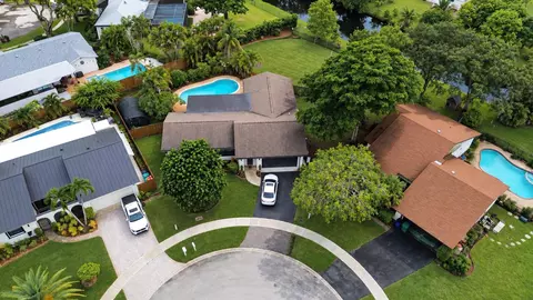 8764 SW 51st Ct, Cooper City, FL 33328