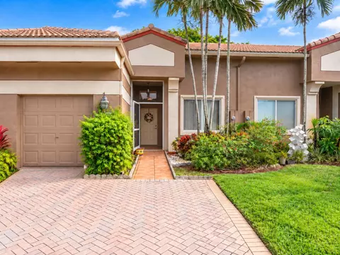 10164 Lombardy Dr, Tamarac, FL 33321