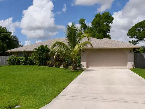 5835 W Dooley Cir, Port Saint Lucie, FL 34986
