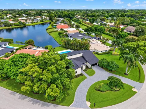 View/Area - 5107 Pineview Cir, Delray Beach, FL 33445 photo 3 of 4