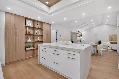 Kitchen - 5107 Pineview Cir, Delray Beach, FL 33445 photo 8 of 9