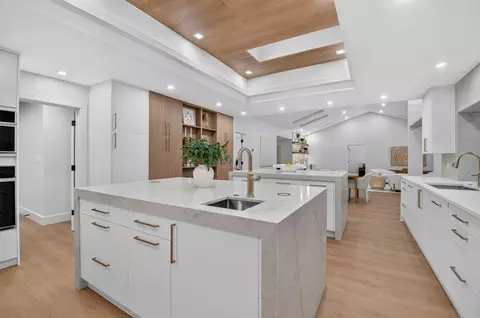 Kitchen - 5107 Pineview Cir, Delray Beach, FL 33445 photo 9 of 9