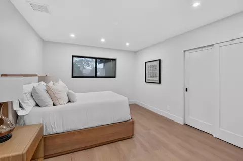 Bedroom - 5107 Pineview Cir, Delray Beach, FL 33445 photo 4 of 4
