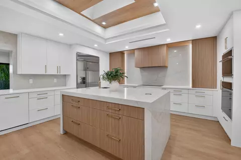 Kitchen - 5107 Pineview Cir, Delray Beach, FL 33445 photo 4 of 9