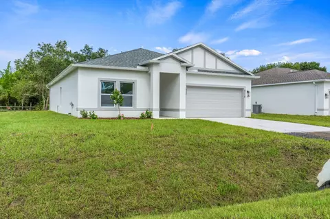 8115 104th Ave, Vero Beach, FL 32967