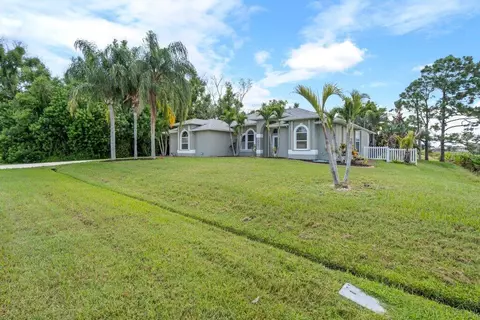 6862 NW Jorgensen Rd, Port Saint Lucie, FL 34983