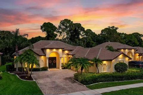 838 SW Grand Reserves Blvd, Port Saint Lucie, FL 34986